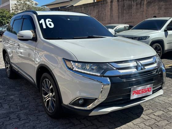 MITSUBISHI OUTLANDER 2.0 16V GASOLINA 4P AUTOMÁTICO MITSUBISHI OUTLANDER 2.0 16V GASOLINA 4P AUTOMÁTICO